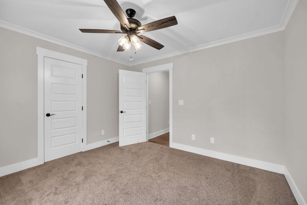 203 E Gunnery Court
