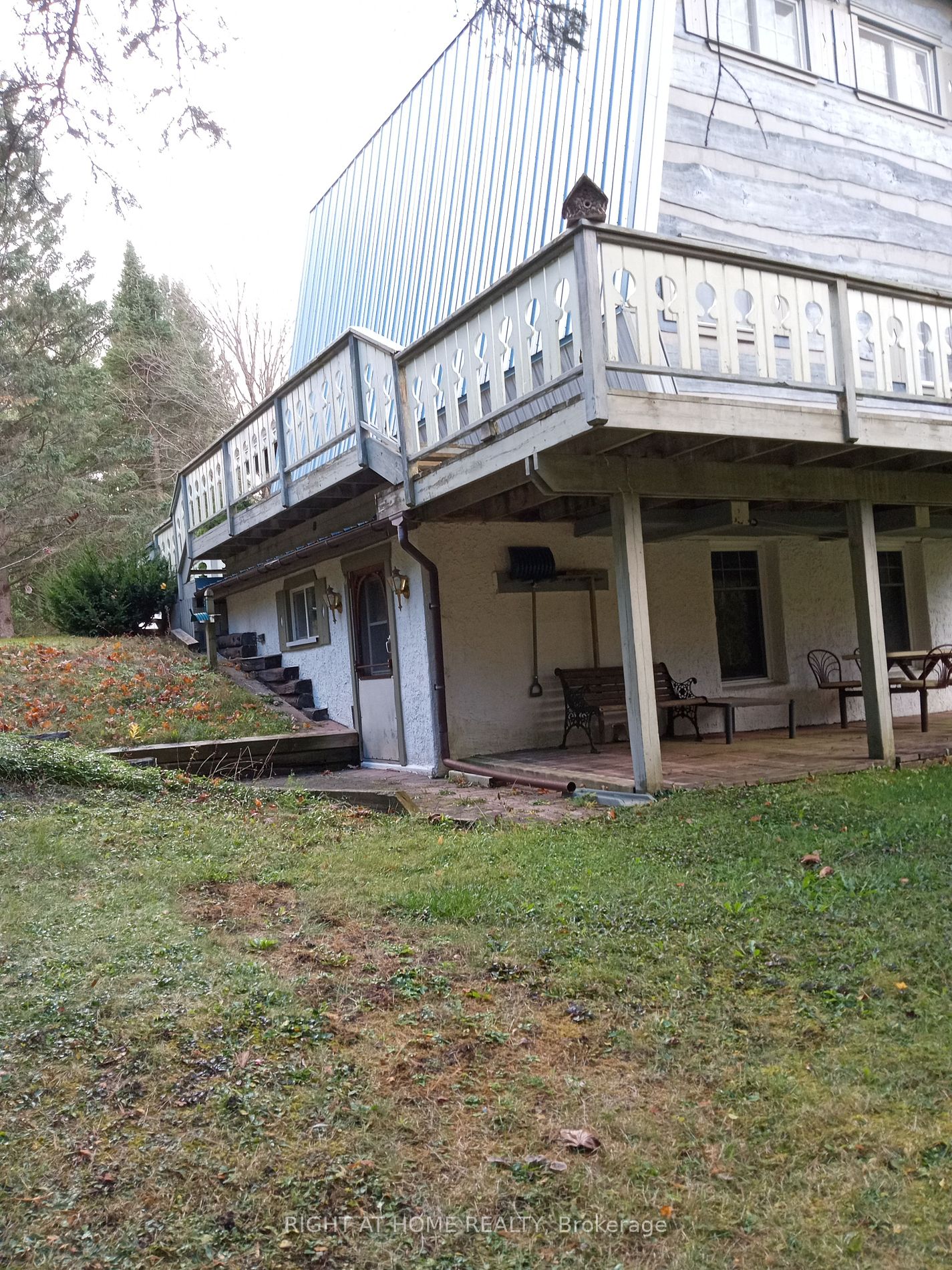 7 Pine River Cres