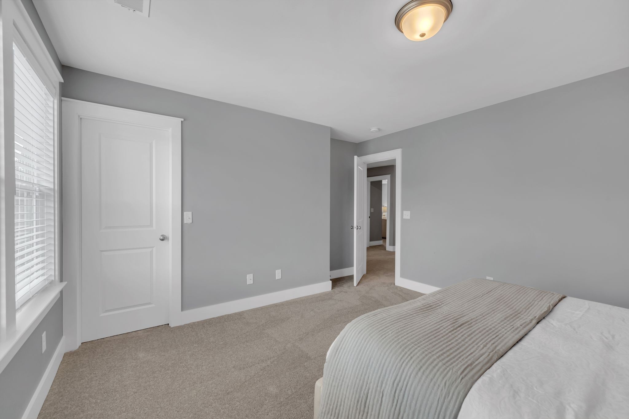 262 Cornice Dr
