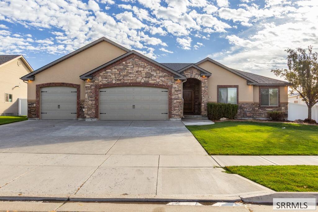4001 Silverado Drive