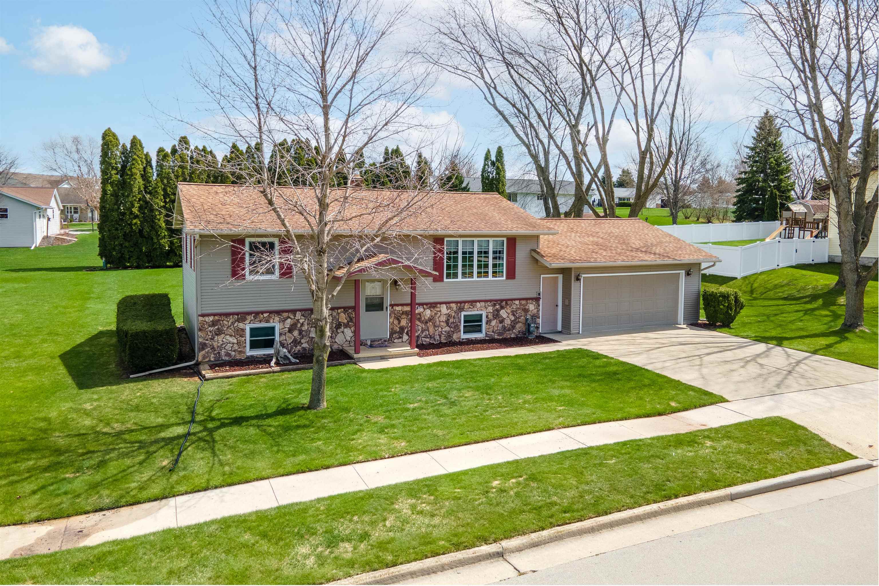 722 Diane Street