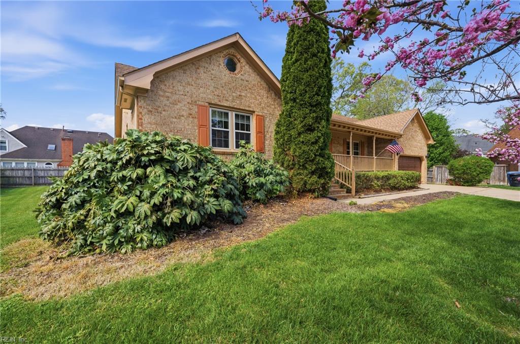 1233 Worthington Lane