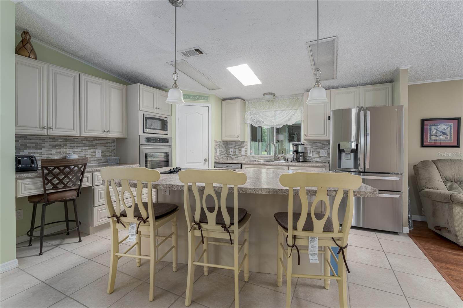 8425 Castle Garden Road