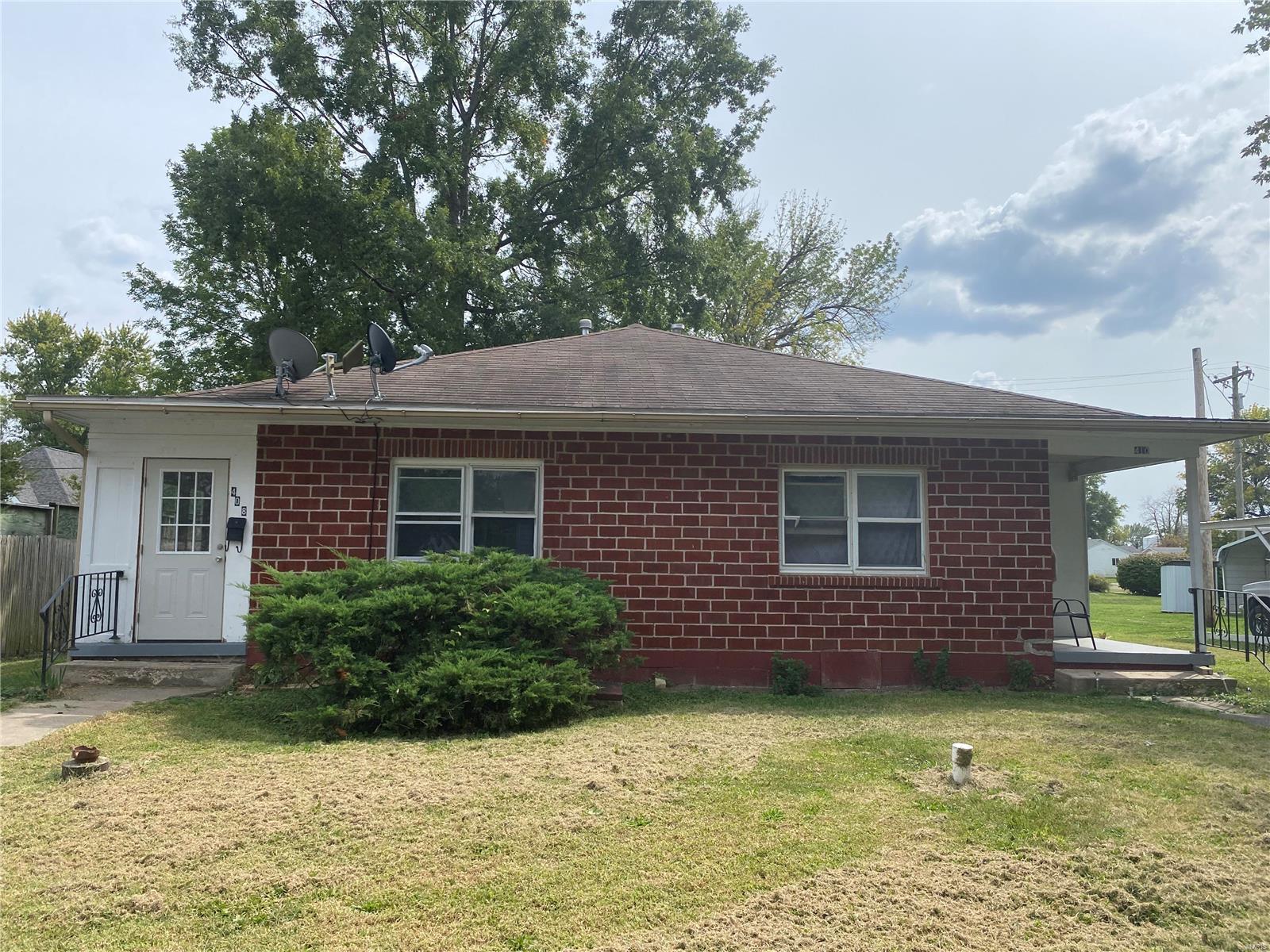 408 W McPike Street