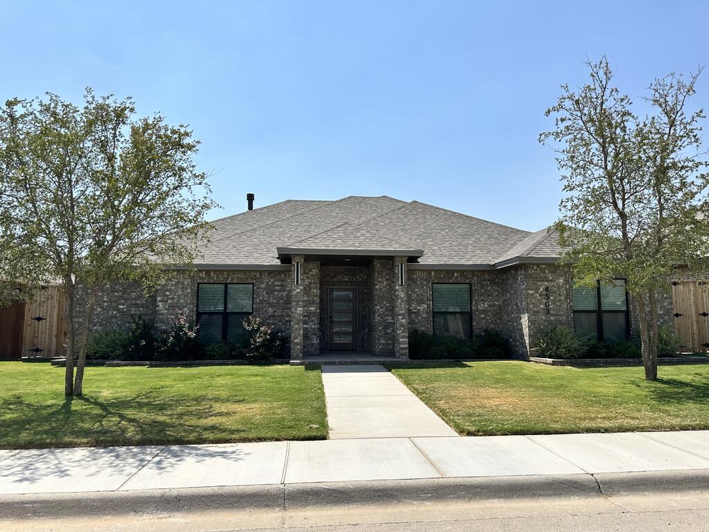 New residence by CrossBlade Construction! Open floor design with 5 bedrooms (or 4 bedrooms with a flex room) and 2.5 bathrooms.  Amenities include window blinds, crown molding, high ceilings, stainless appliances, granite counter tops, over-sized double garage (fits F250), and prep for WS and RO unit.  7' wood fence, sprinklers, sod and landscaping also included. MOVE-IN READY.
