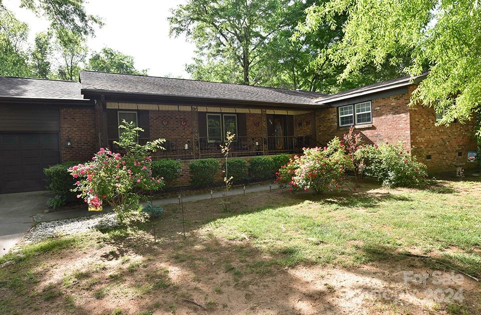 Salisbury North Carolina Residential for Sale at 112 Hawkins Loop NC