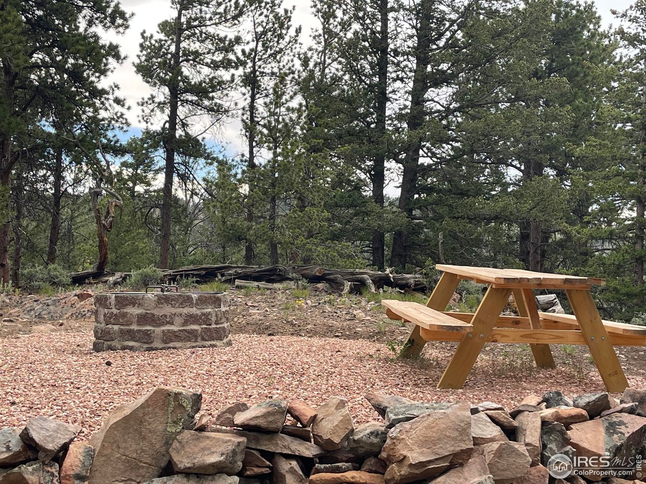 416 Comanche Cir