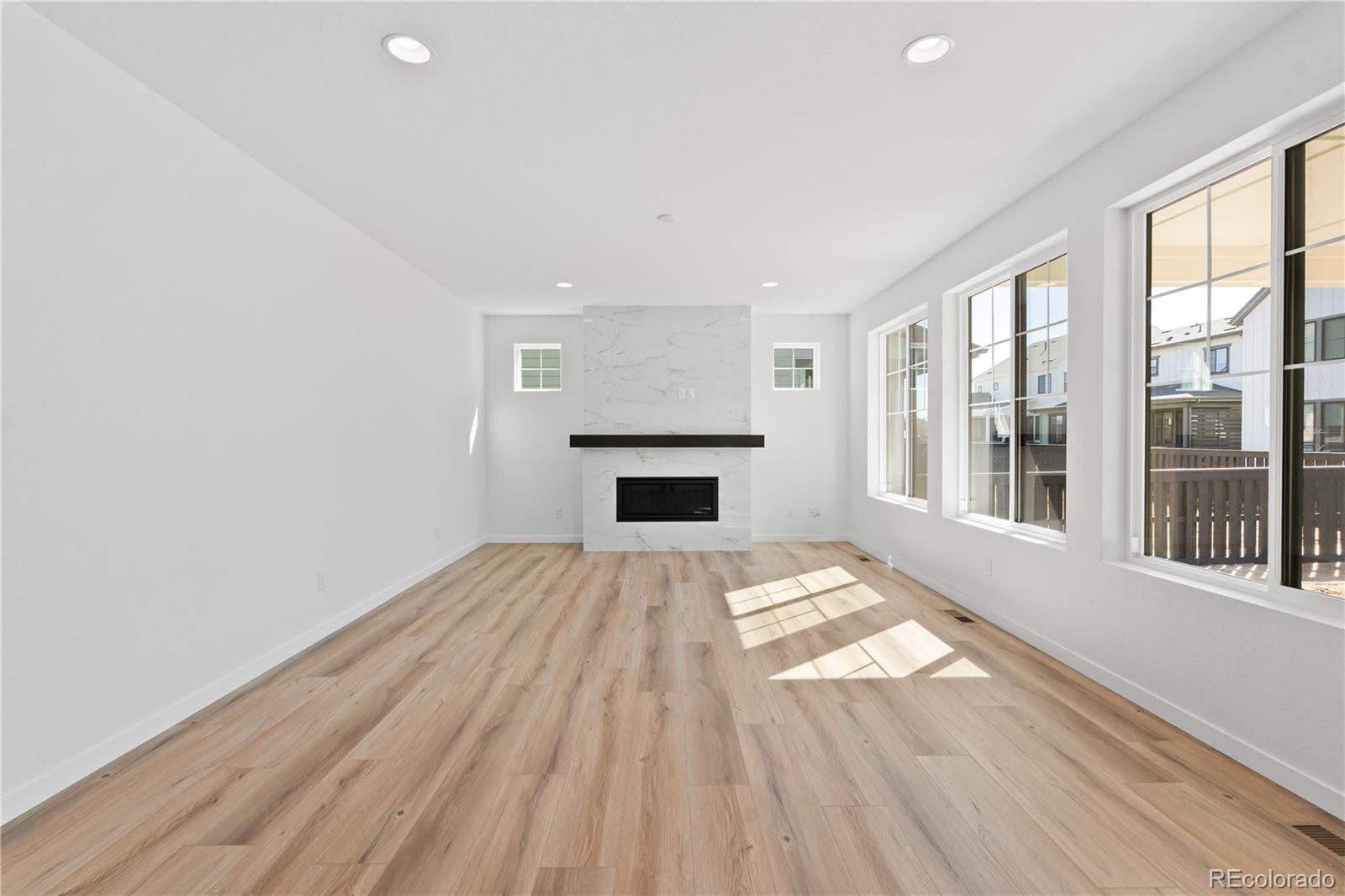 8892 Springsong Lane