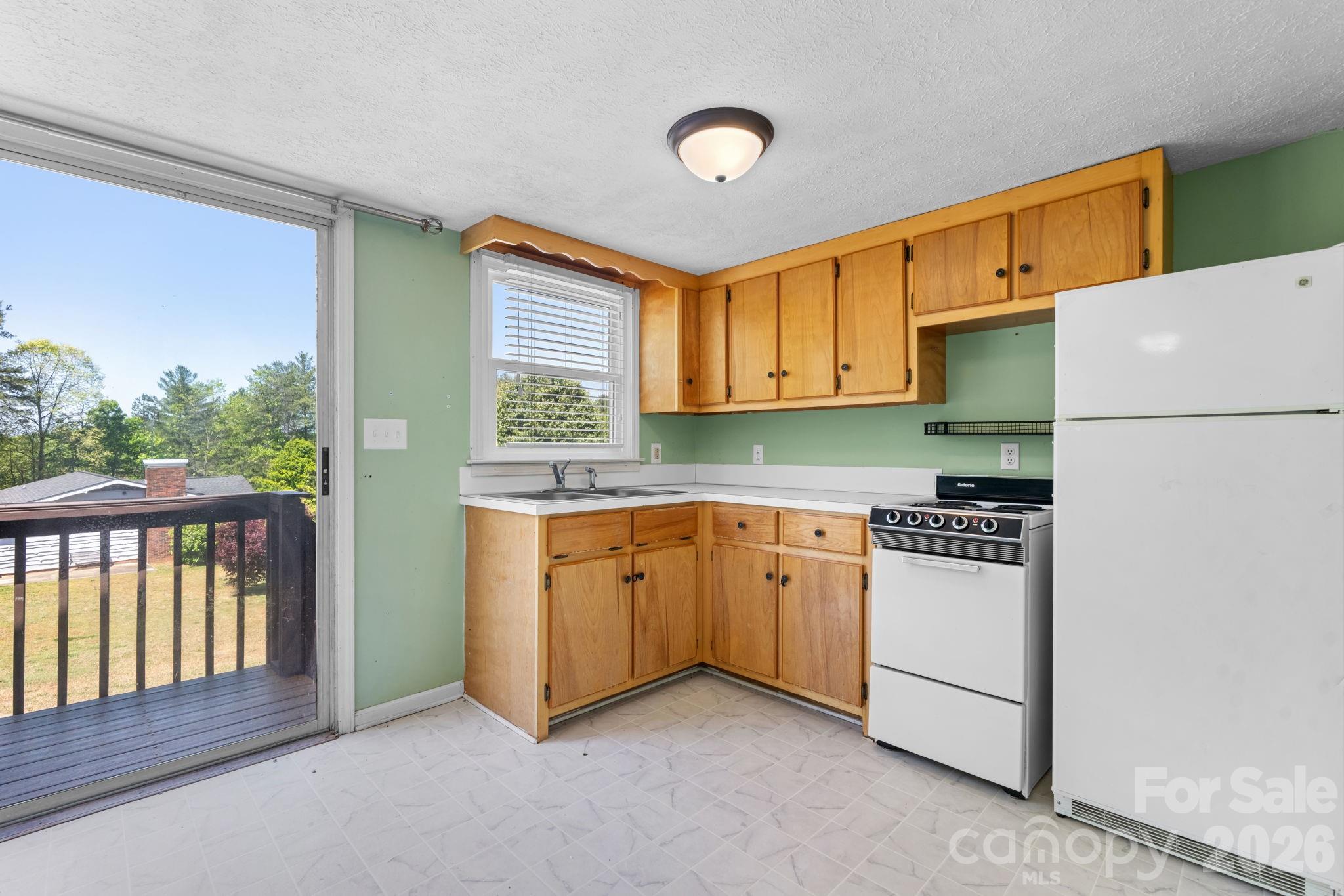 2113 White Pine Drive
