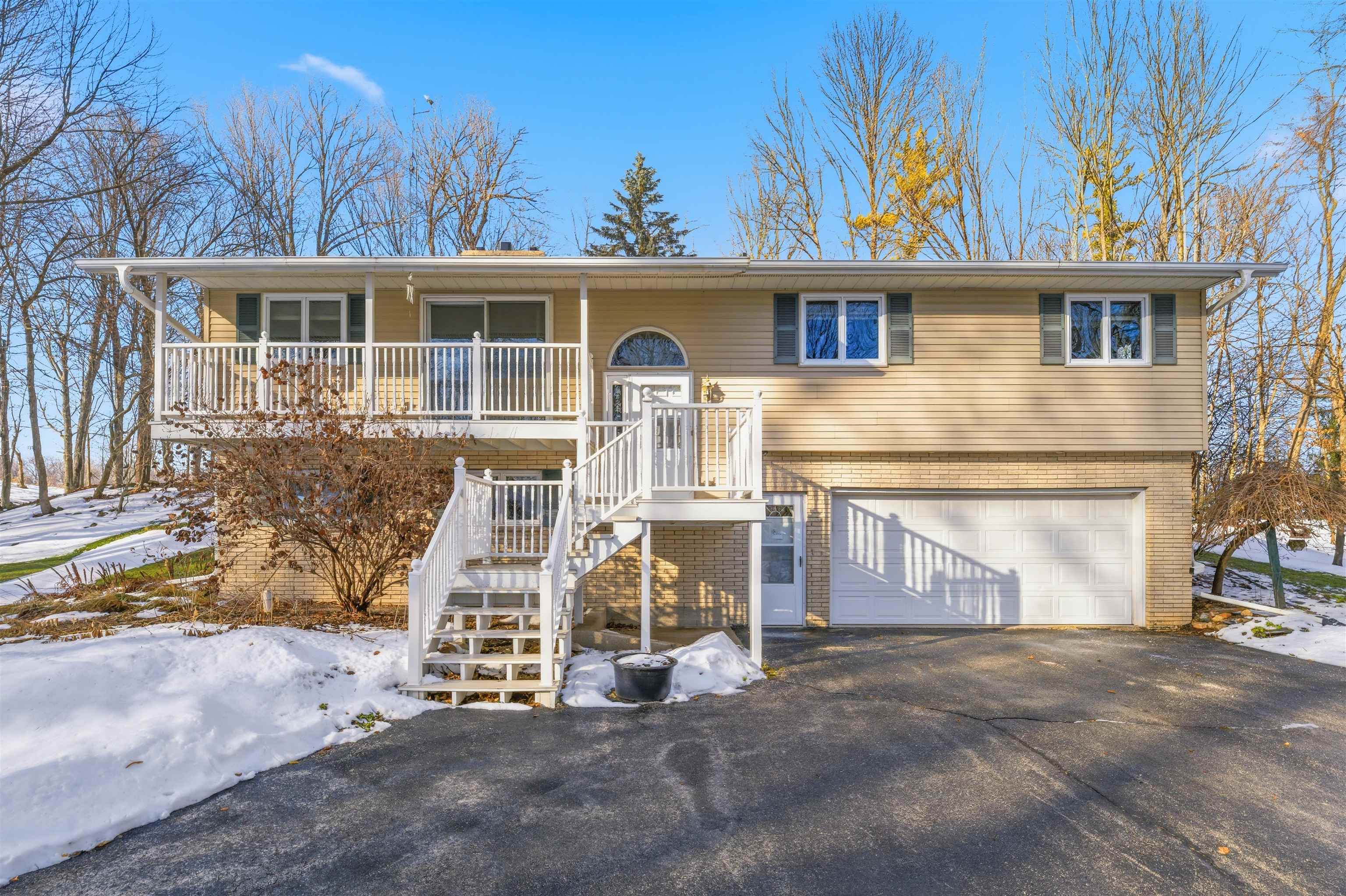 14028 Louis Corners Road