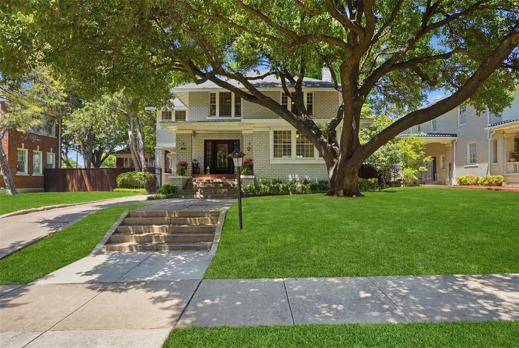 1208 Elizabeth Boulevard