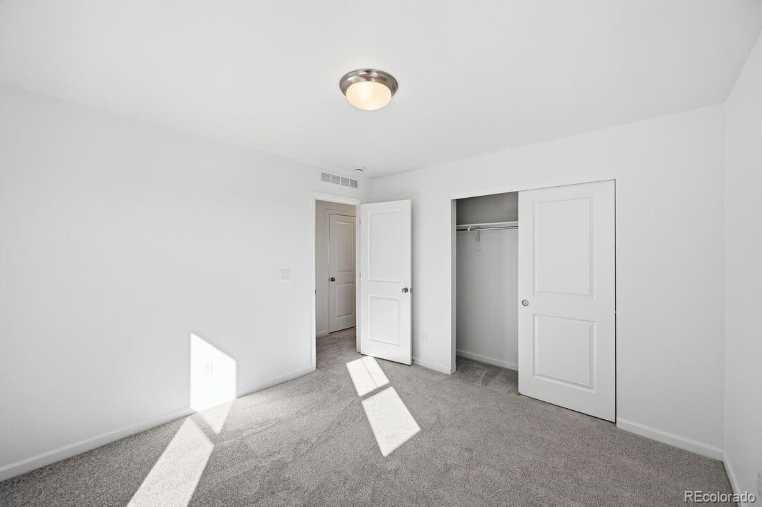 16857 W 92nd Loop