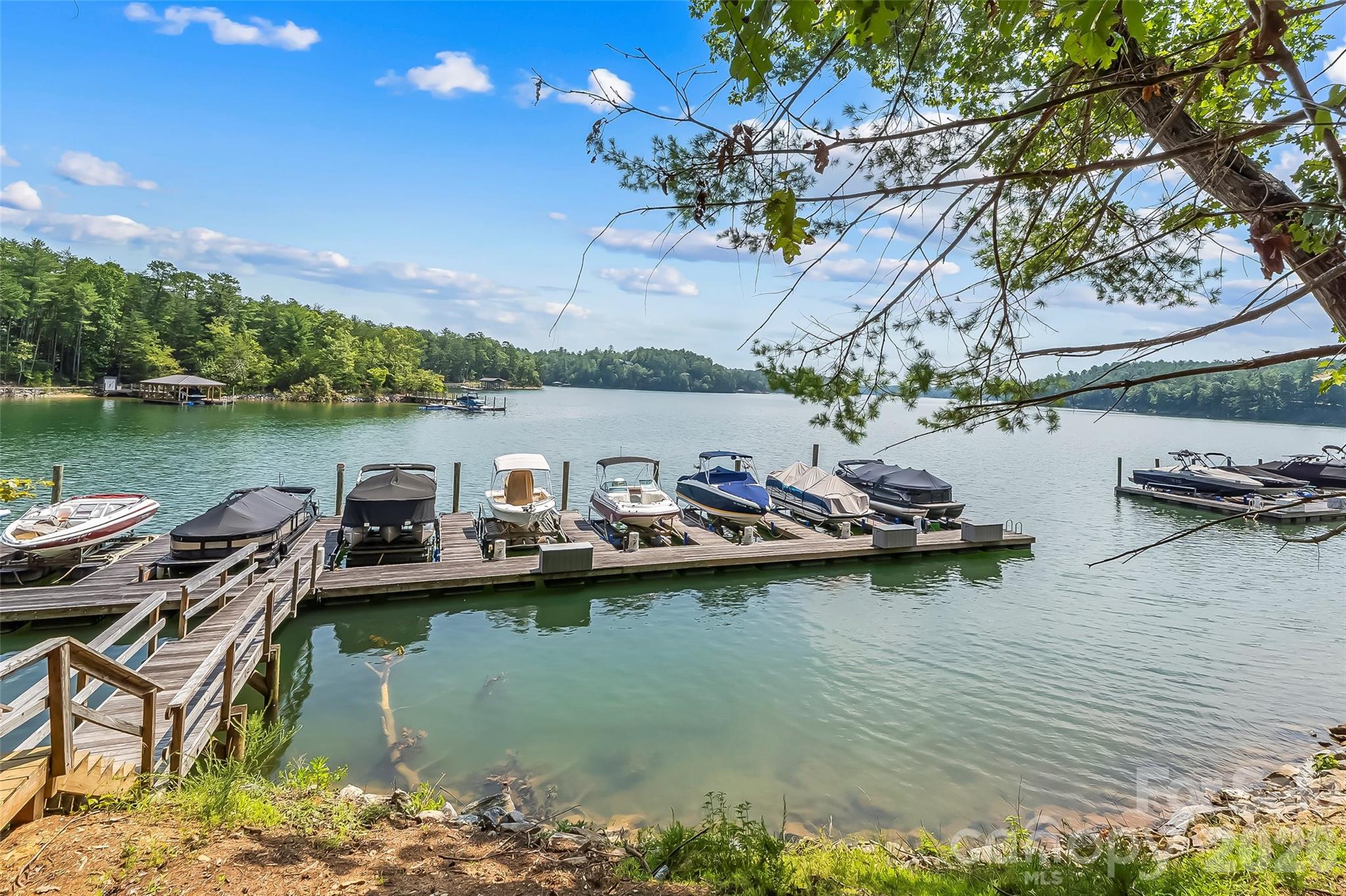 3201 Donahue Drive
