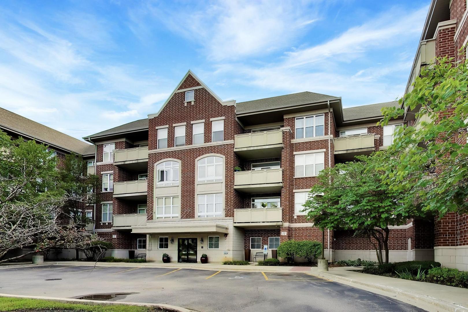 77 N Quentin Road 311