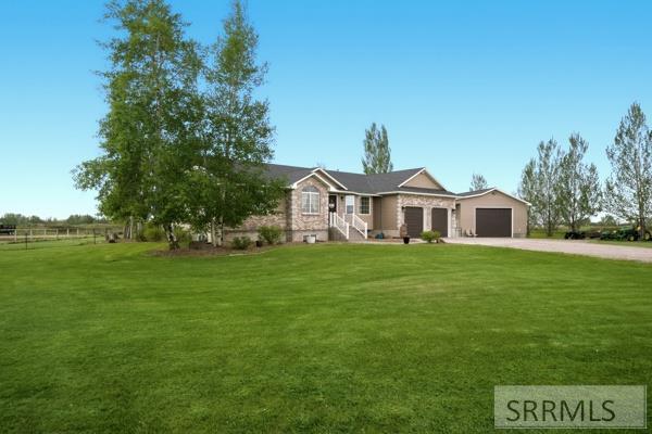 1814 Morning View Drive