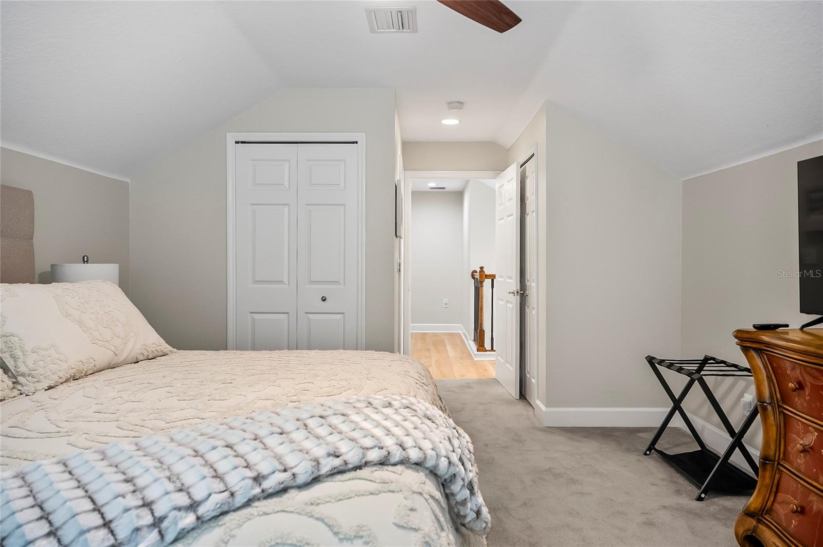 15 S Waterview Drive