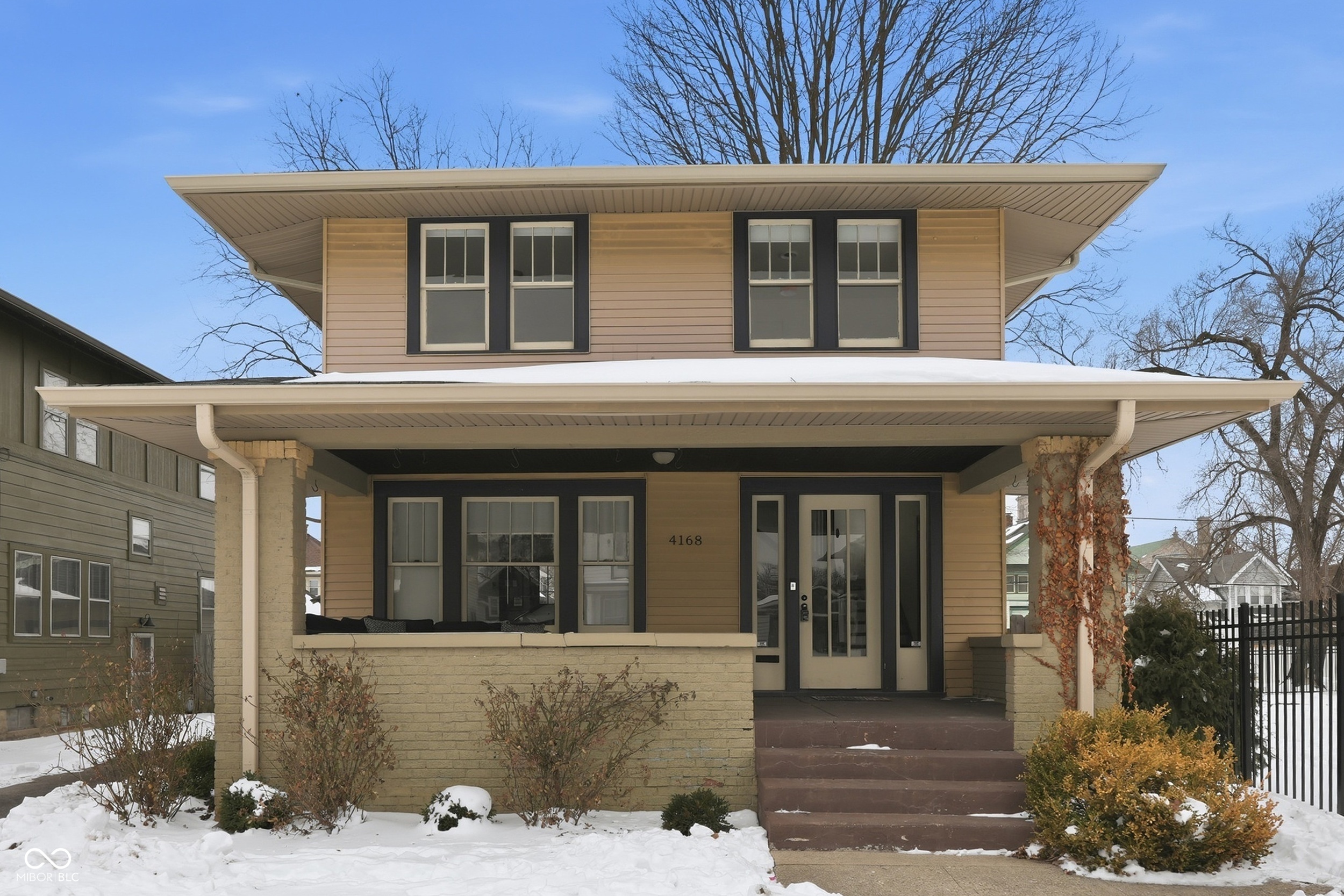 4168 Broadway Street