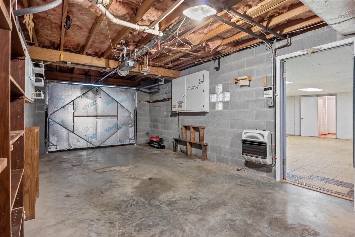 414 Valleywood Dr