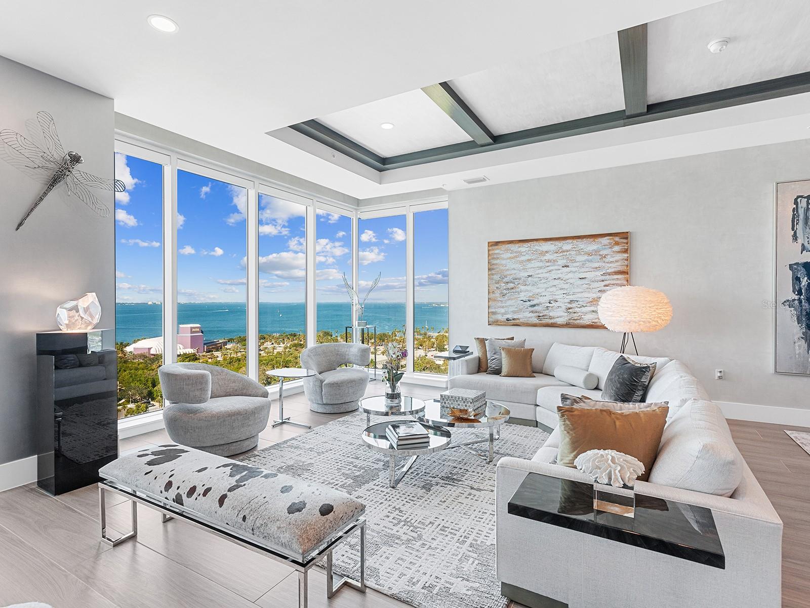 540 N Tamiami Trail, Sarasota, FL