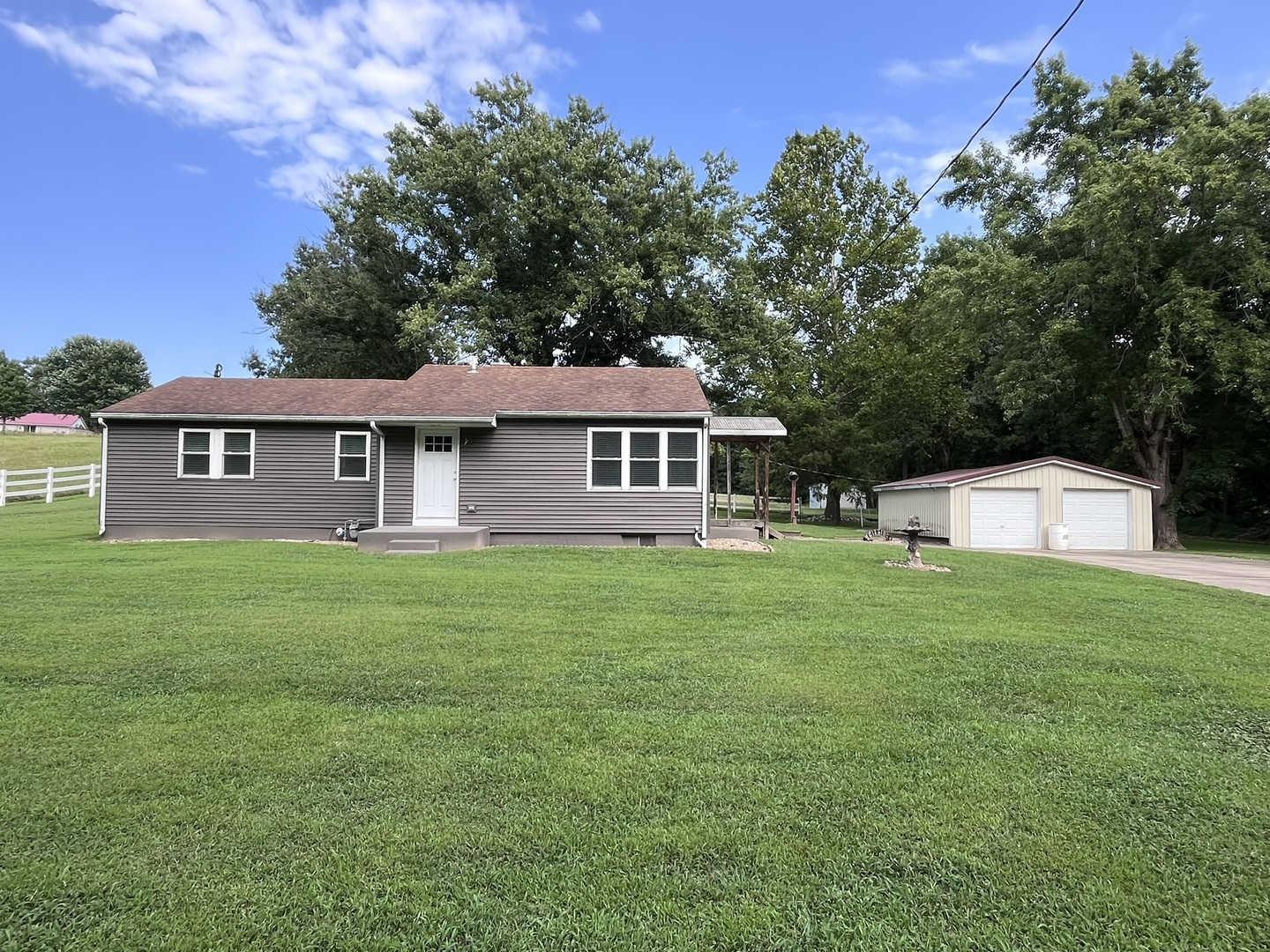 1720 Hugenberg Lane