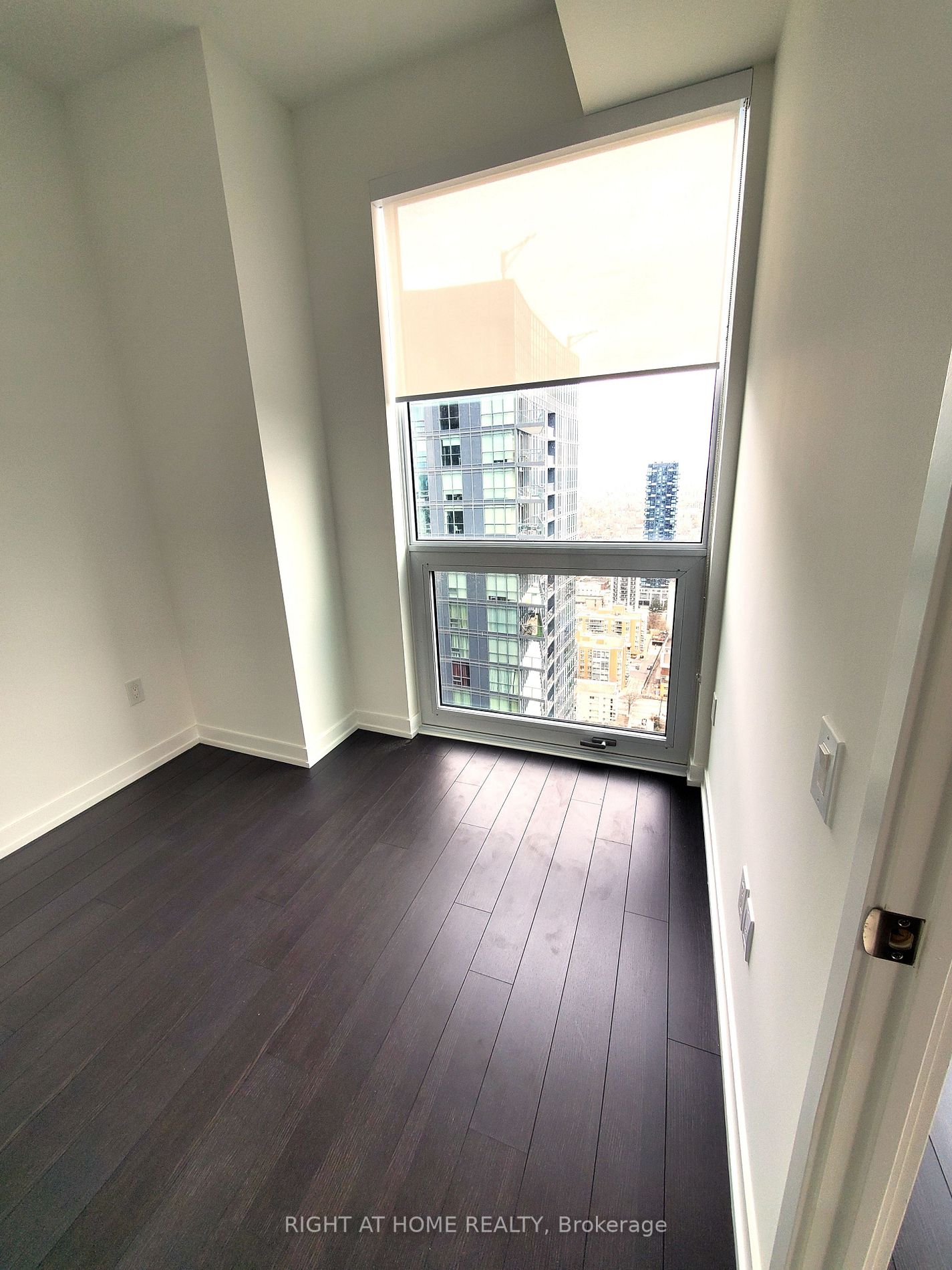 39 Roehampton Ave 3009