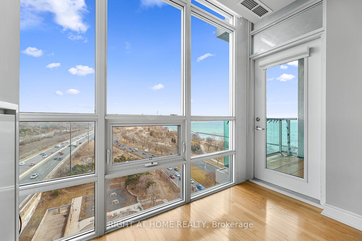 1900 W Lake Shore Blvd 1409