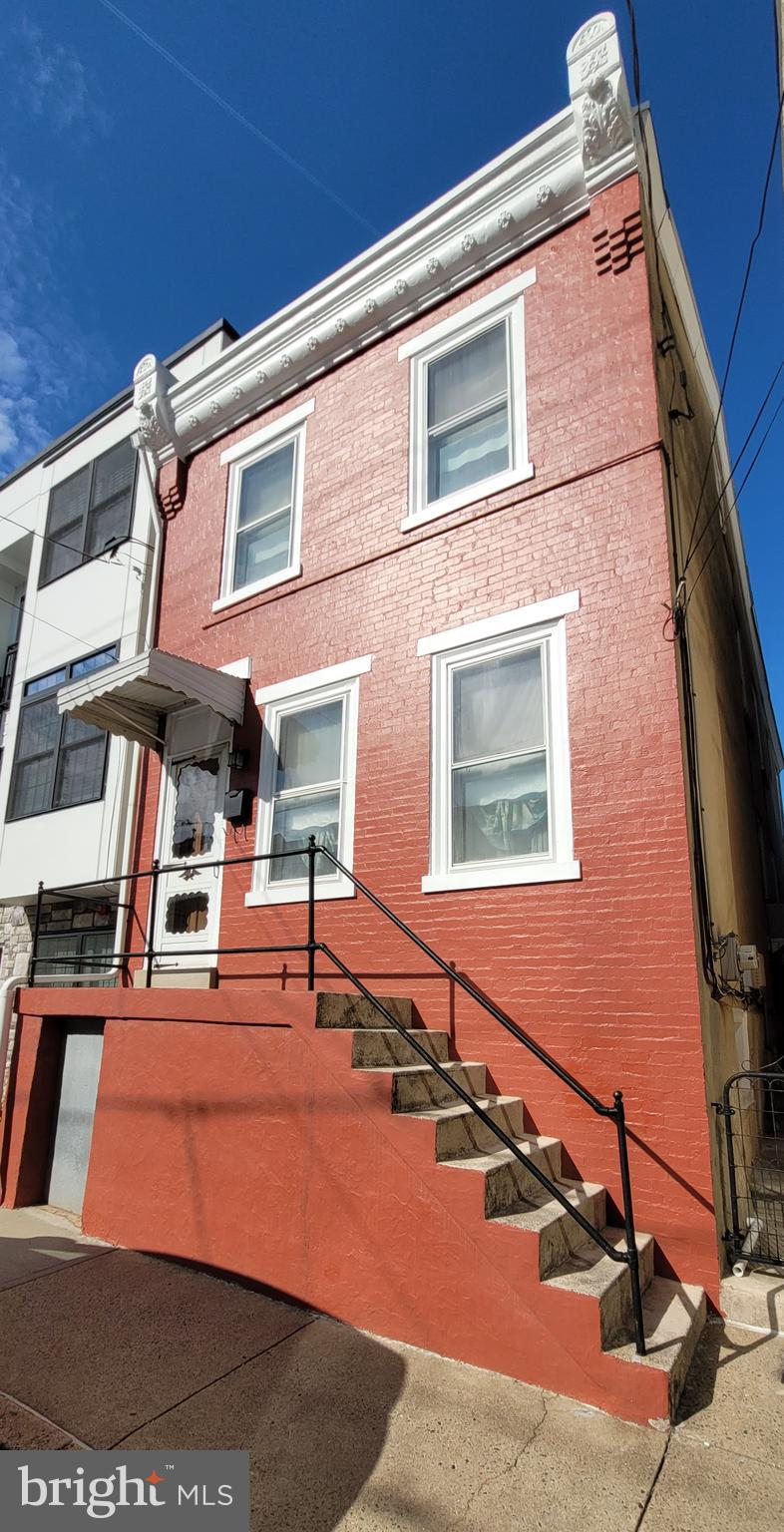 122 W. 1st Avenue