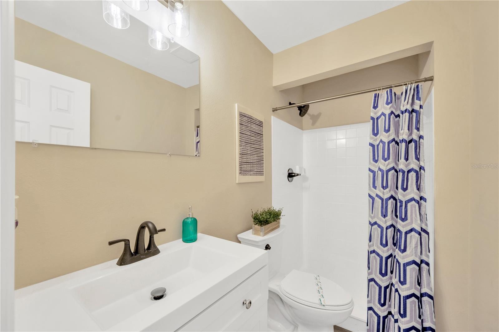 3304 Laurel View Drive