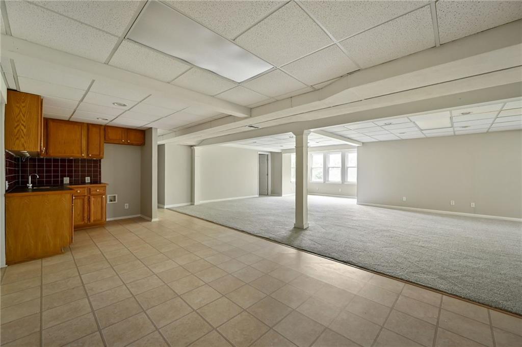 9201 N Charlotte Court