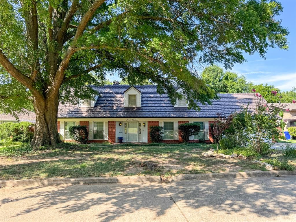 Great location, within walking and bike riding distance of OU. This 3 bed, 3.1 bath is ready for a new owner. Perfect for students going to OU or for an Air B&B. The yard features a beautiful pool and hot tub with great landscaping. The roof installed in 2022, has an underlayer of insulation to keep energy bills down. The upstairs bed and bath has a large living area which includes a kitchenette with a cooktop and sink, perfect for an older child or guests. Two zone heat and air and a circulating hot water pump are several features too. Beautiful wood floors, a grand staircase. Refrigerator, washer and dryer are included.