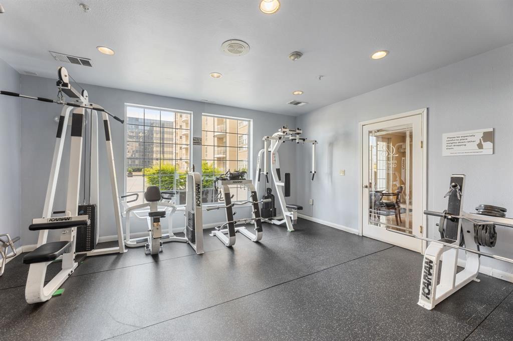 3225 Turtle Creek Boulevard 120