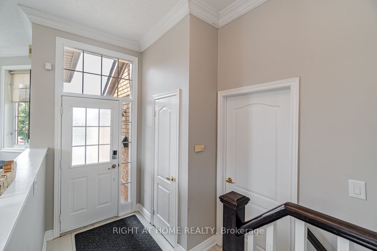 30 N Amanda Ave