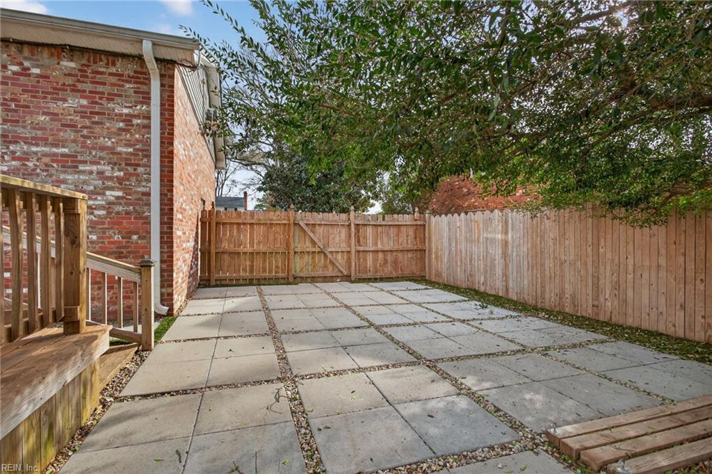 1025 Walt Whitman Way