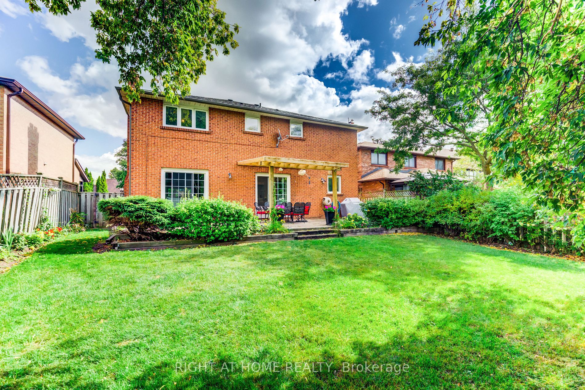4 Temagami Crt