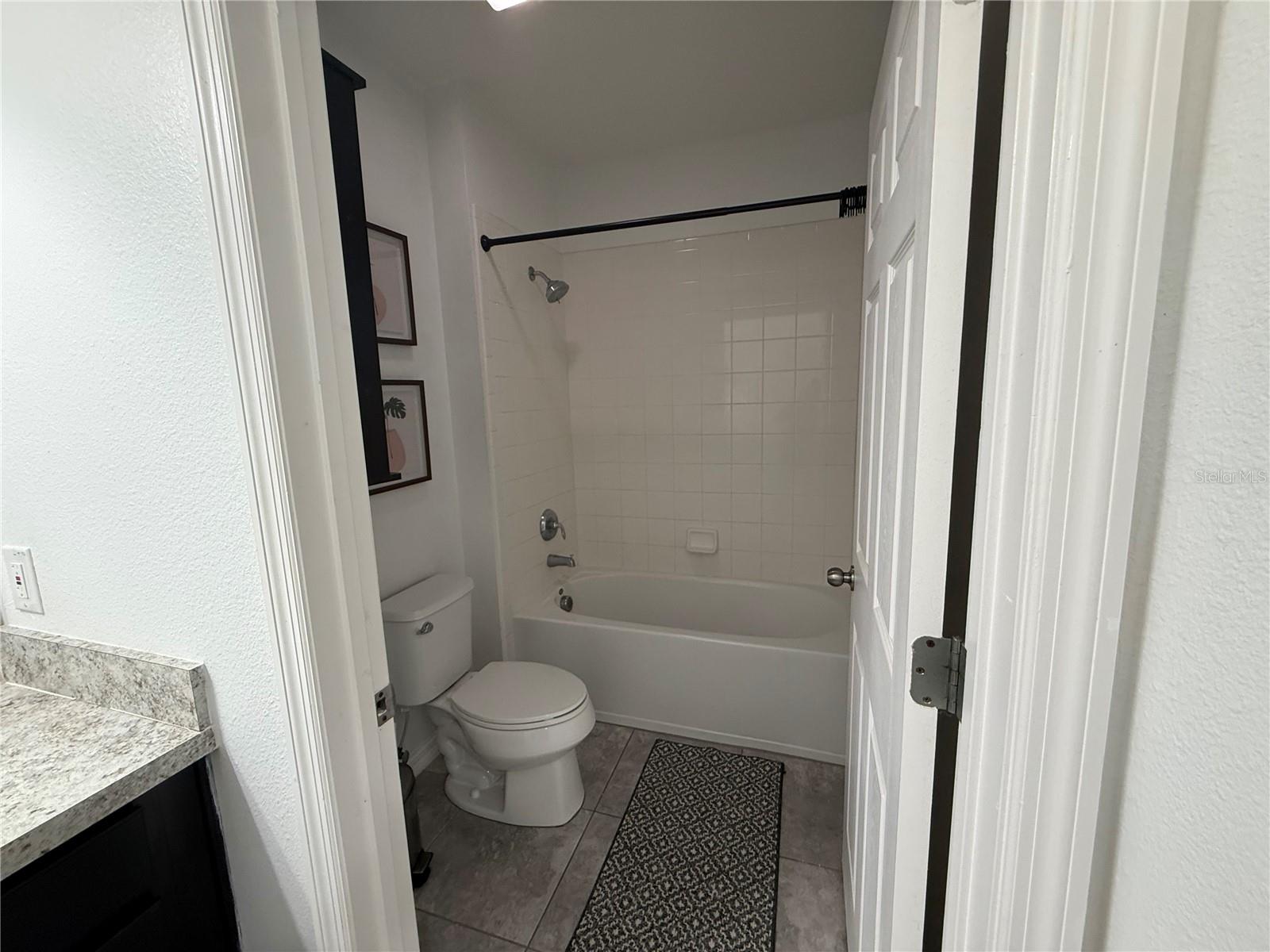 2600 Wadeview Loop