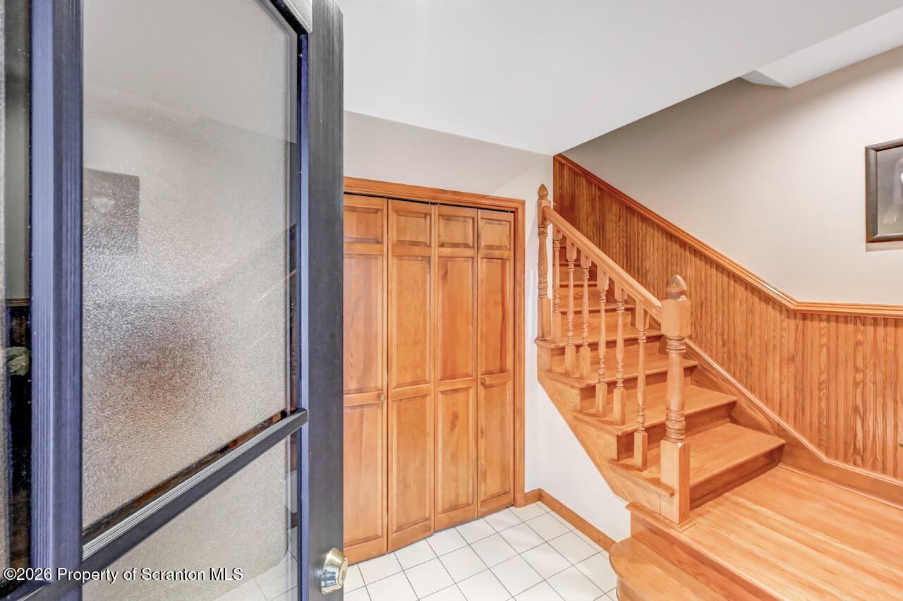 15 Longview Terrace