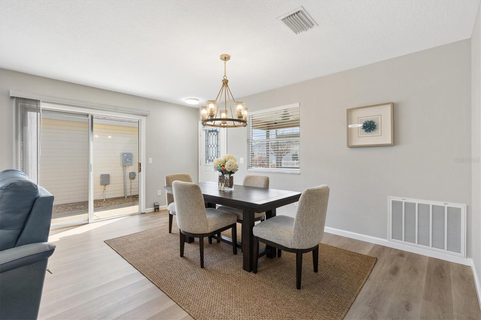 2737 Craven Way