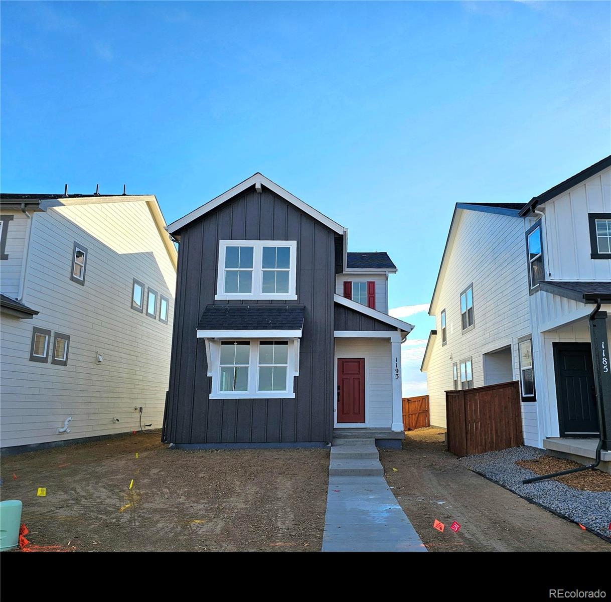1193 Prospect Aly