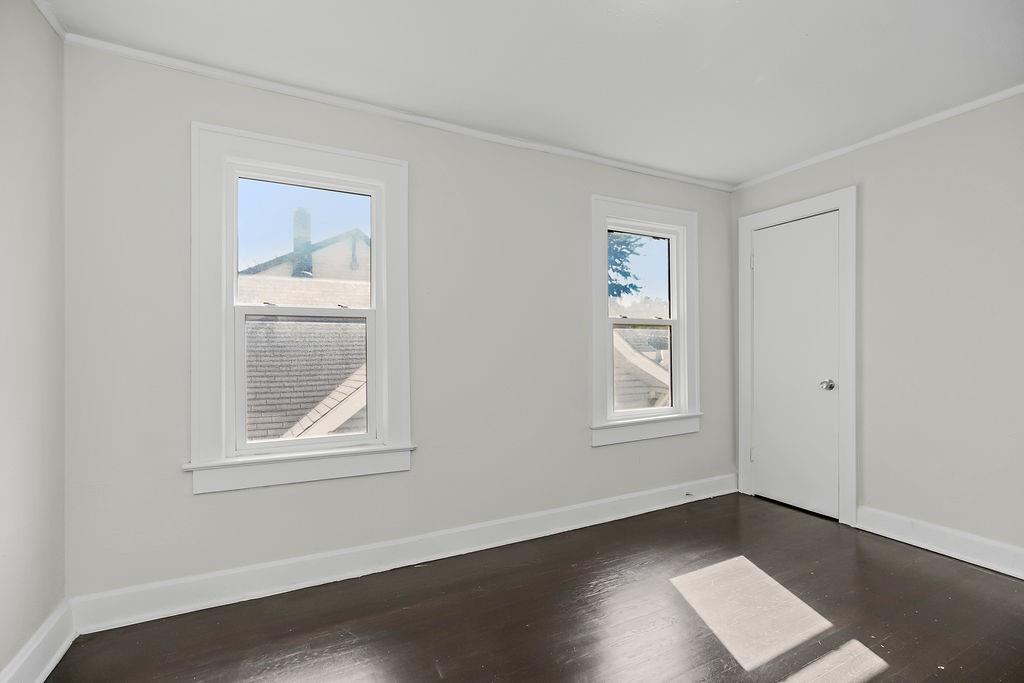 5611 Highland Avenue