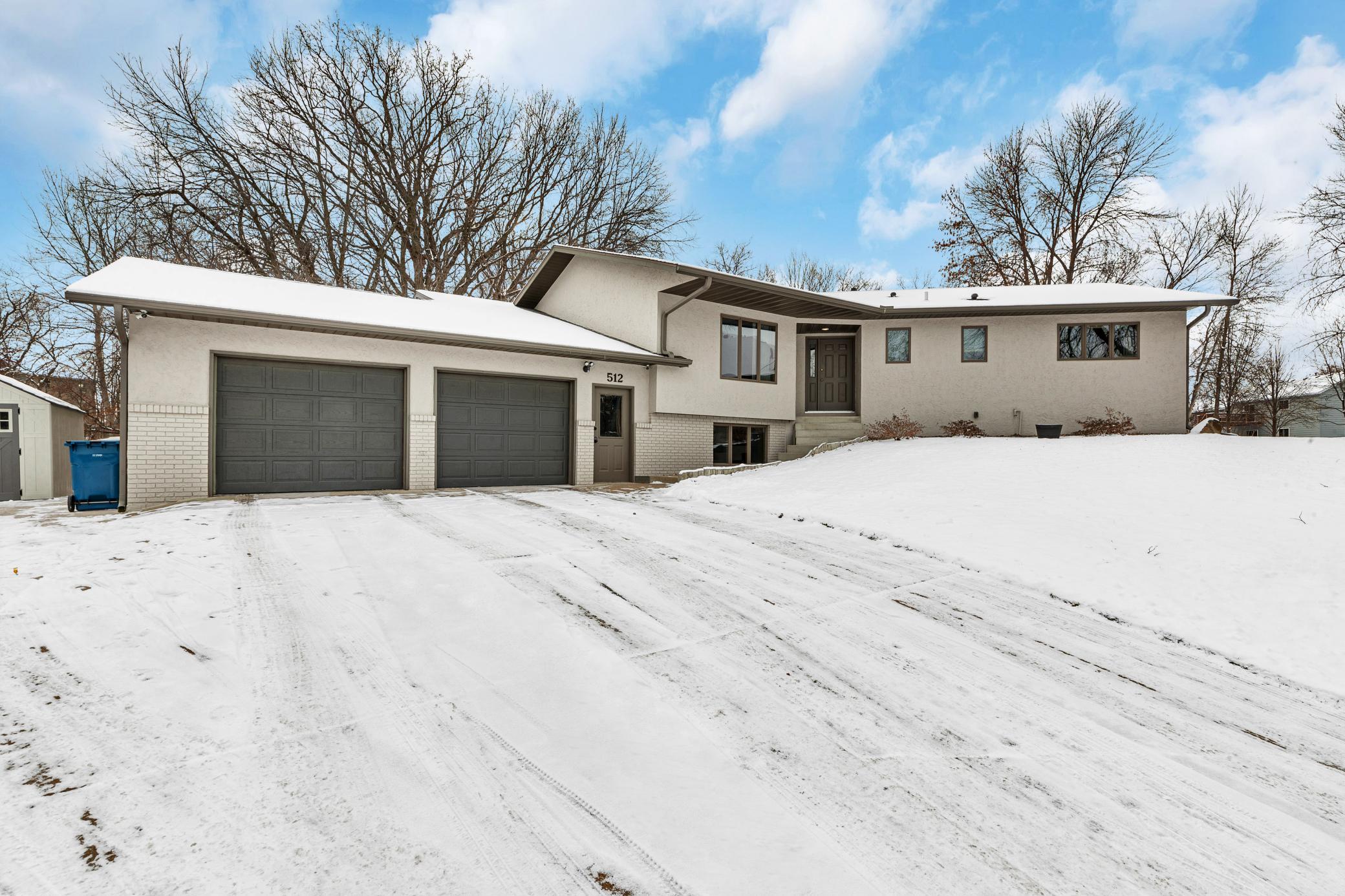 512 Scenic Drive S