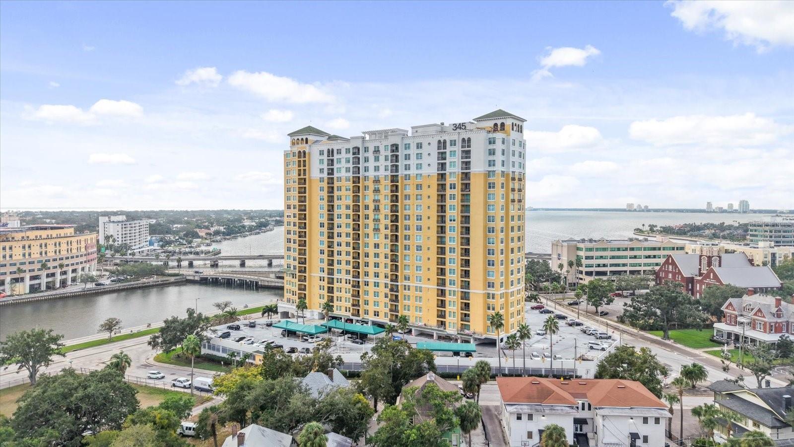 345 Bayshore Boulevard 706