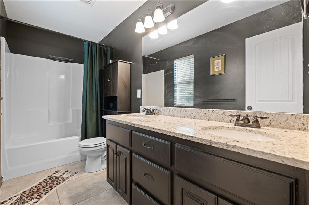 19205 NE Switchgrass Drive