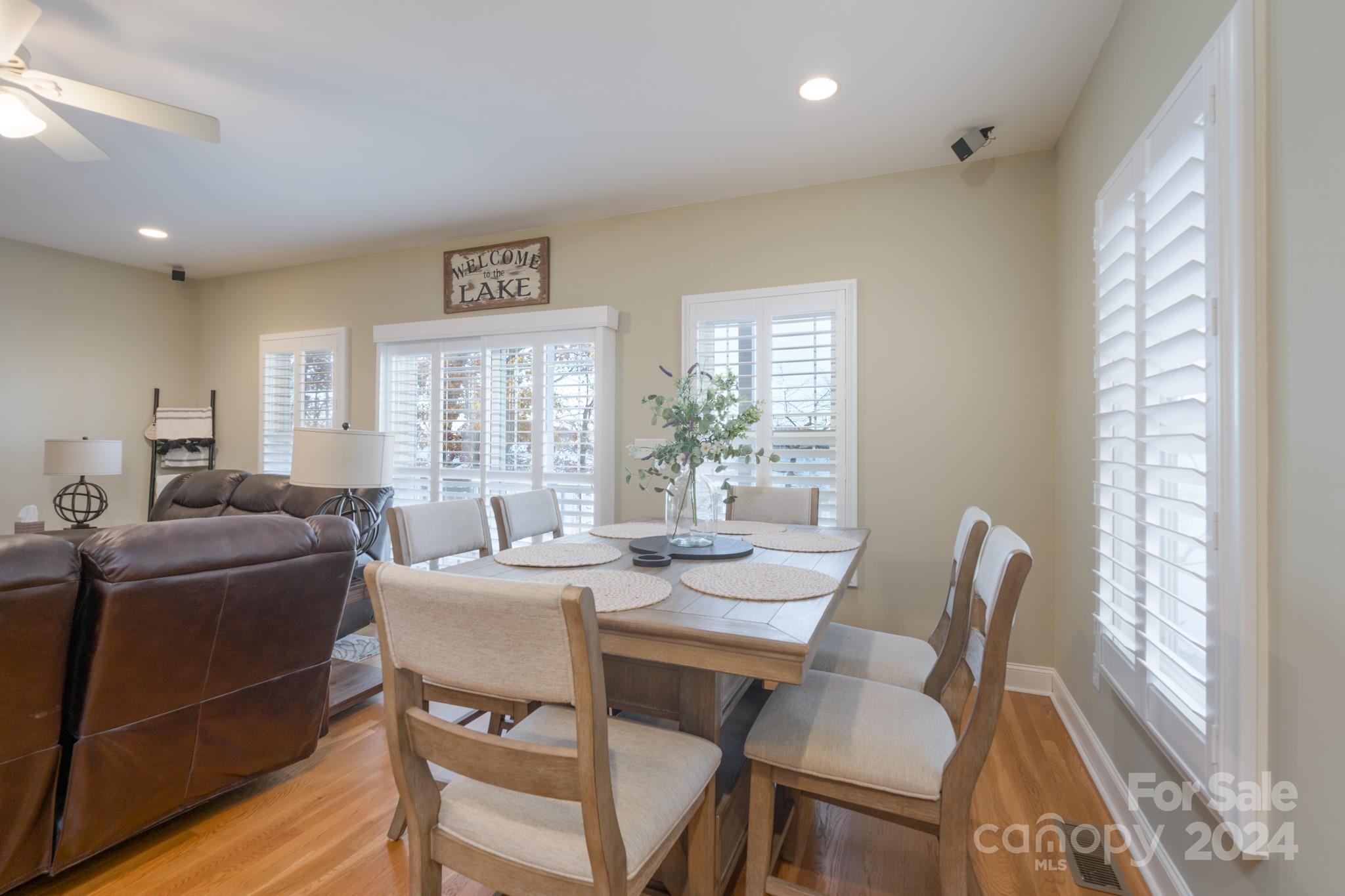 638 Deerfield Road