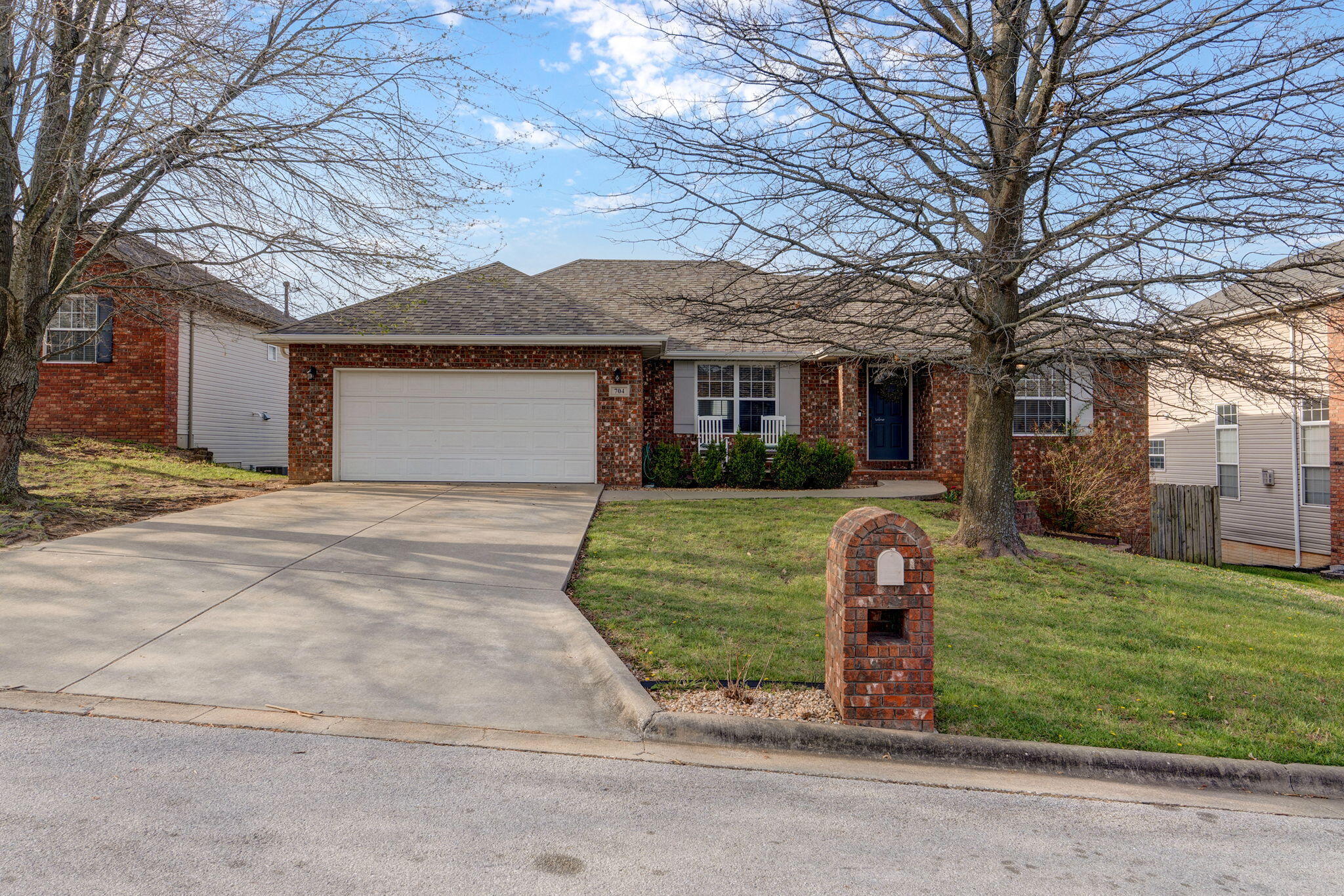 704 E Placer Mill Road