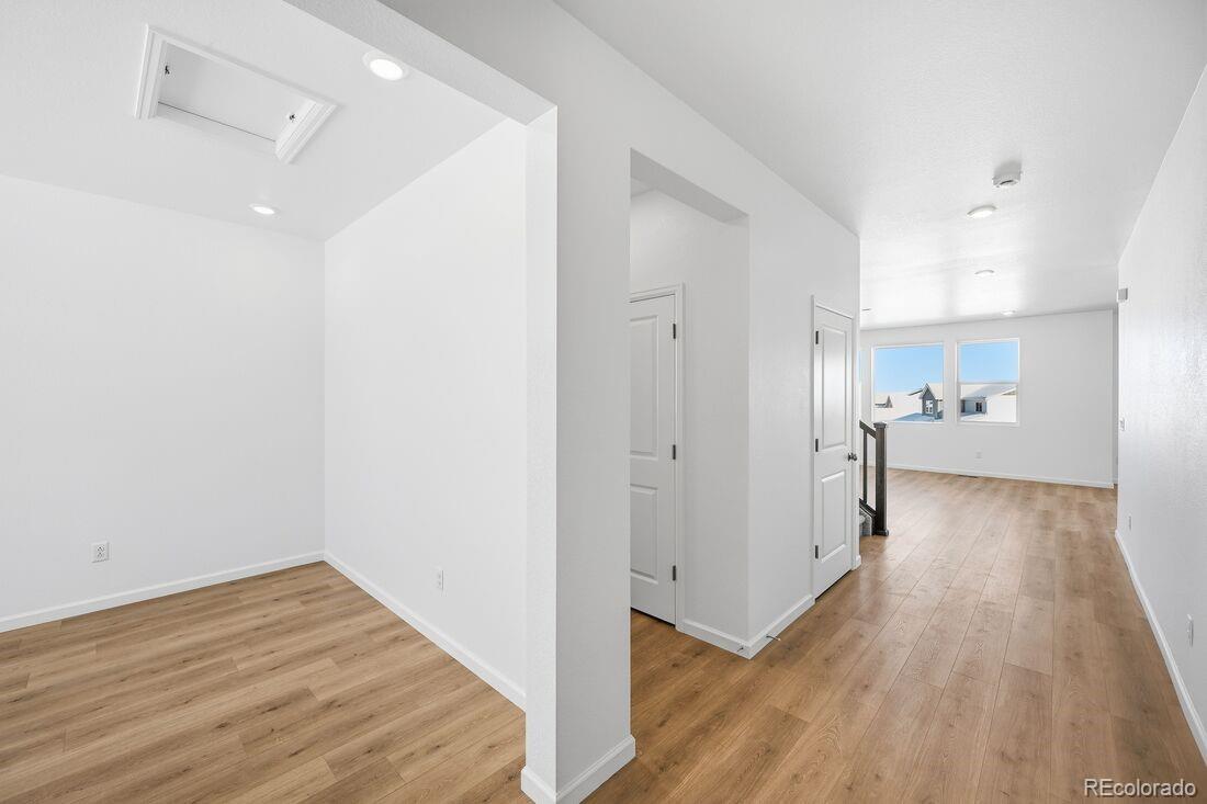 16657 W 92nd Place