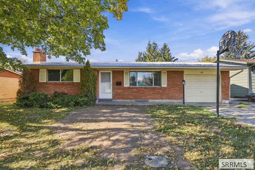 1770 S Falcon Drive