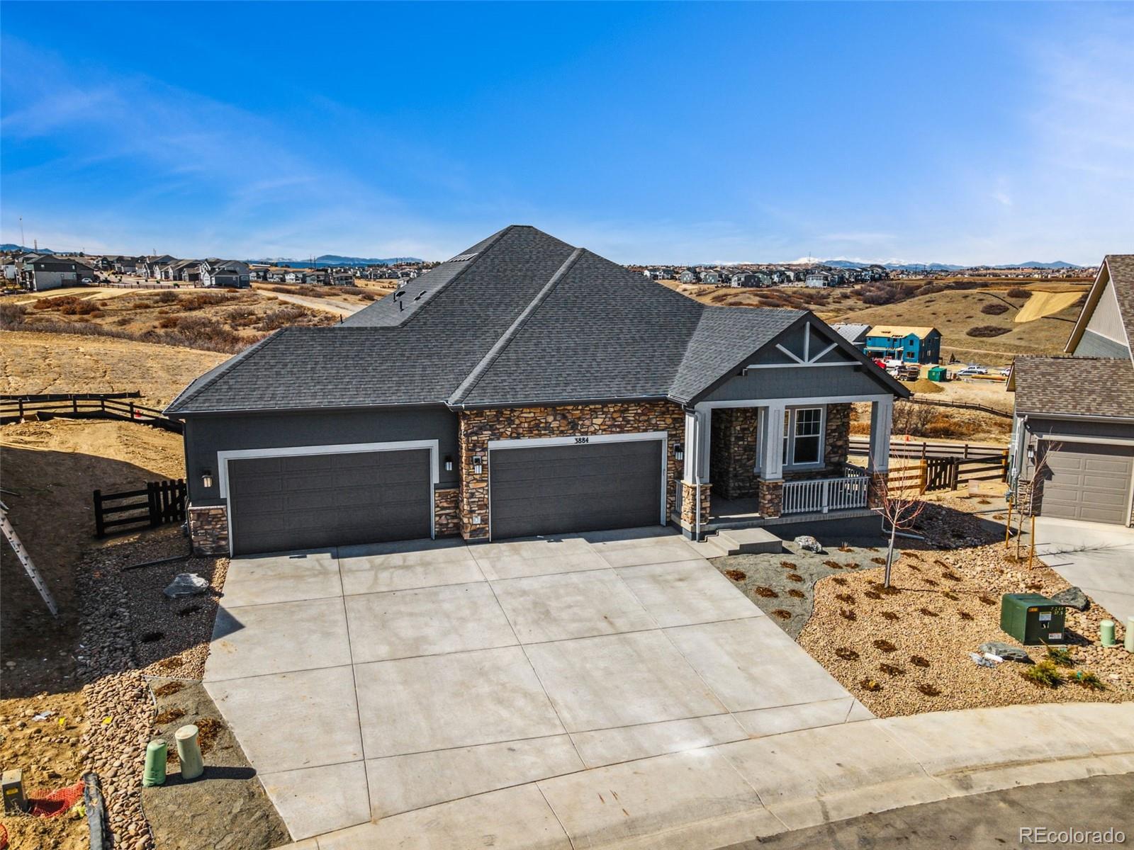 3884 Freestone Point