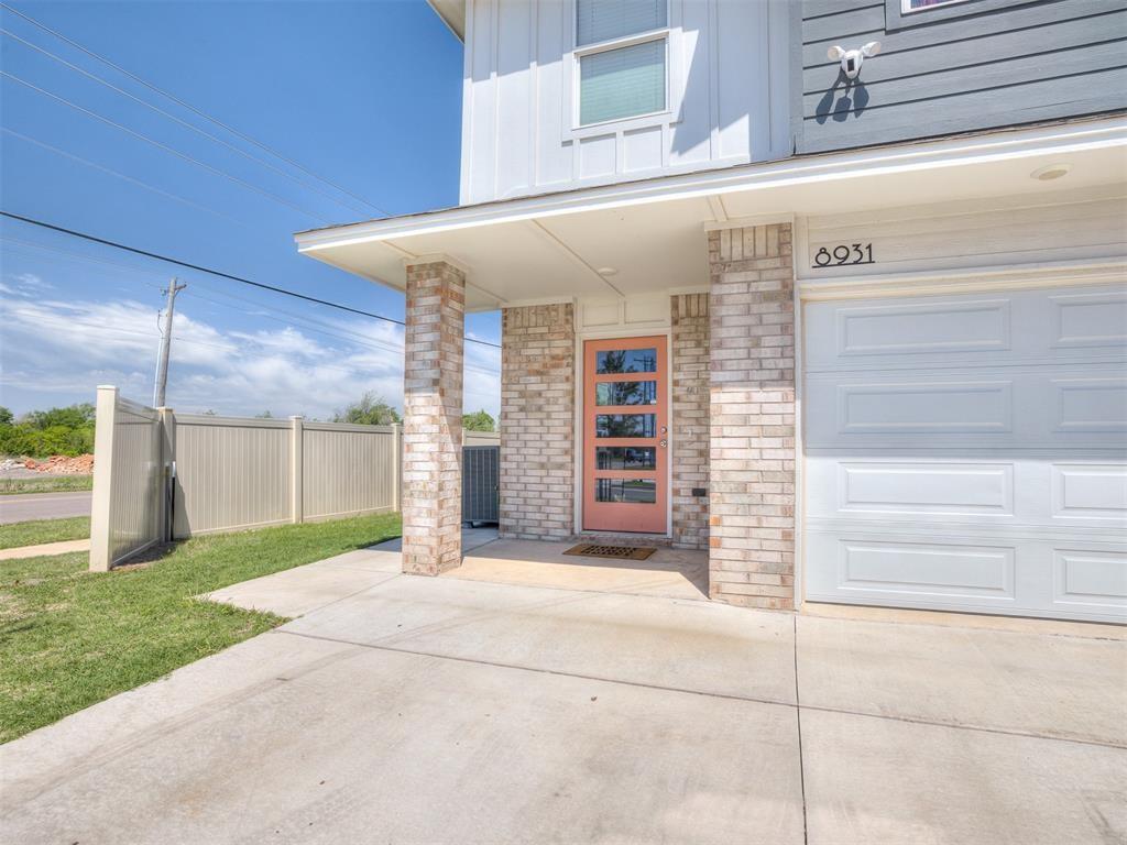 $500 move in special.  Get $500 off your first months rent with approved lease.
Welcome to this beautifully maintained 2-story duplex offering comfort, convenience, and modern living. Featuring 3 spacious bedrooms and 2.5 bathrooms, this home is perfect for families, roommates, or anyone seeking a low-maintenance lifestyle.

Step inside to a bright and open floor plan with a spacious living area, dining nook, and a well-appointed kitchen complete with quartz countertops and included appliances making move-in a breeze. Upstairs, you'll find all three bedrooms, including a generous primary suite with private bath and walk in closet. The additional two bedrooms share a full bathroom and provide flexibility for guests, a home office, or a nursery. Washer & Dryer are also located upstairs. 

Enjoy the convenience of a single-car garage, a downstairs powder room for guests, and plenty of storage throughout. Whether you're relaxing at home or entertaining, this duplex offers the perfect blend of function and style.  HOA takes care of lawn maintenance, yard sprinkler system, and community areas and playground.

Don't miss out on this fantastic opportunity schedule your showing today!