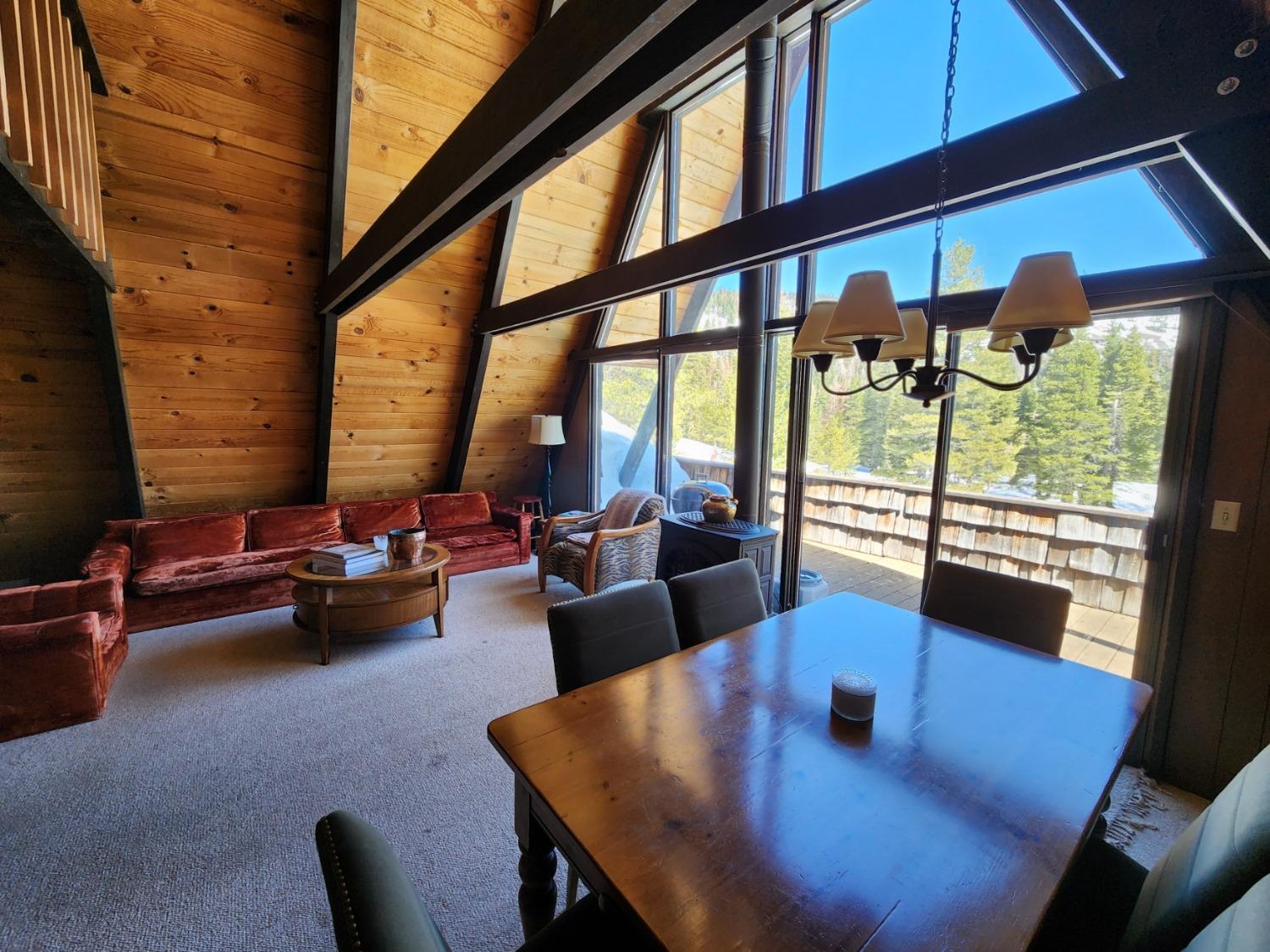 735 Bloods Ridge Road