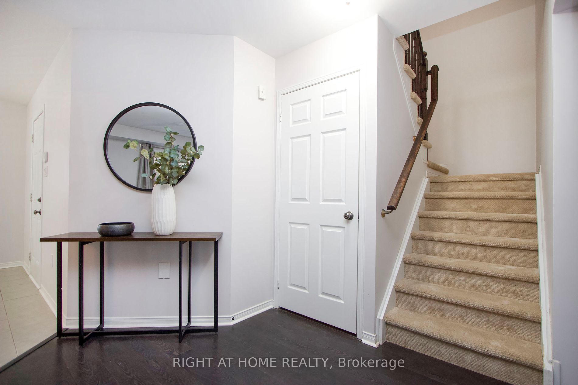 1065 Edward Bolton Cres